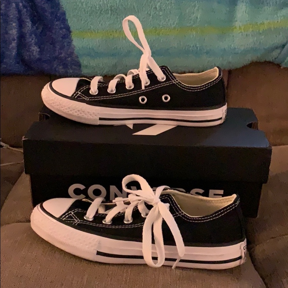 Kids converse